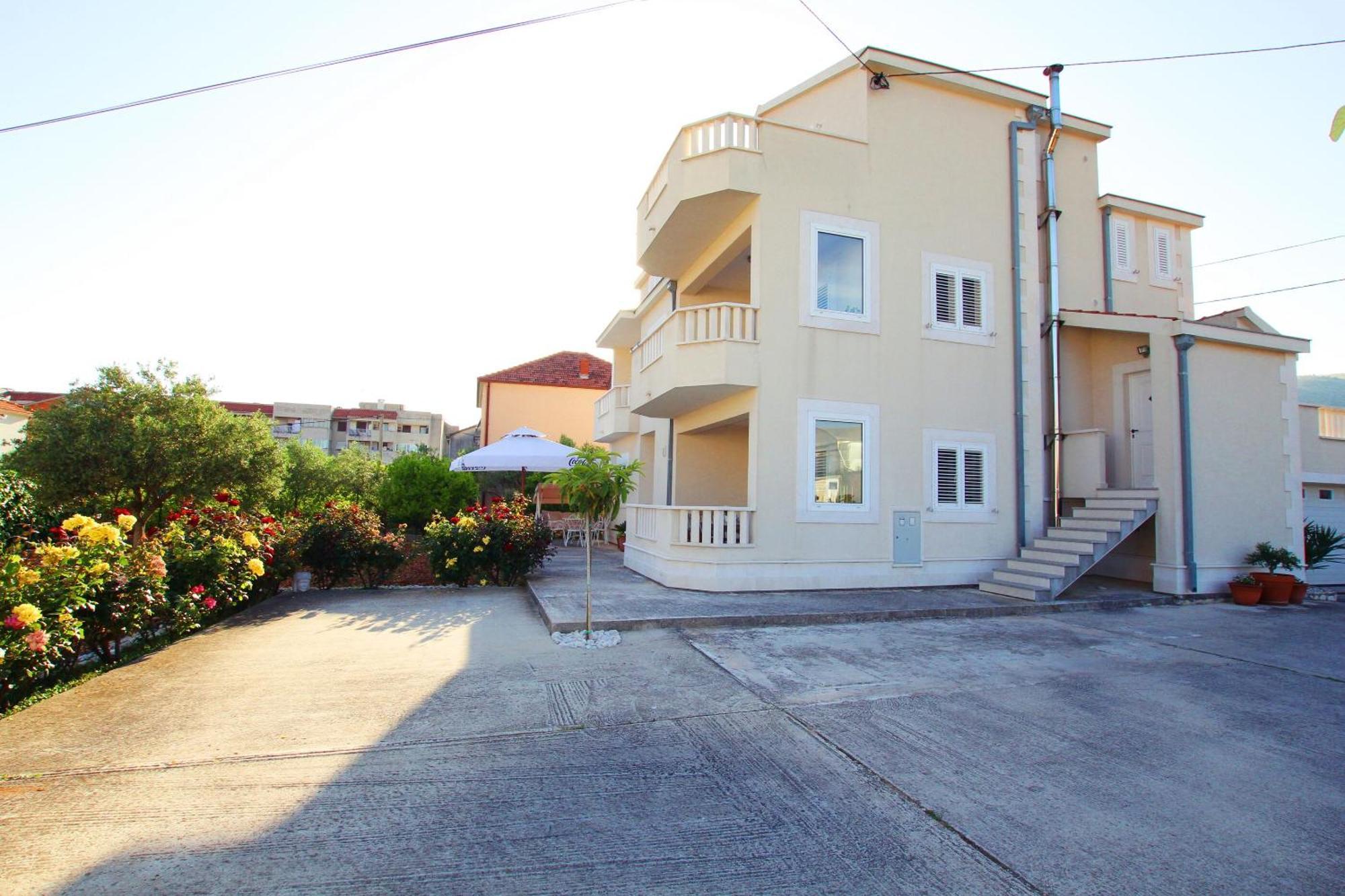 Kiwi * Trogir